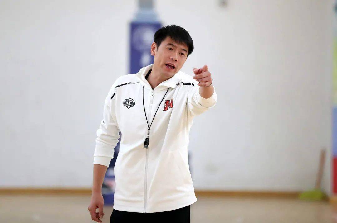 【cuba】福建基层赛预赛 华侨大学男篮三战全胜小组第一_比赛_周鲁男