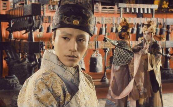 蔡伦不仅会造纸更会造孽