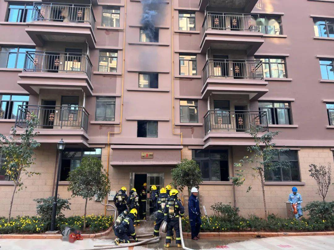 灭火演练弥渡一小区发生火情真相原来是