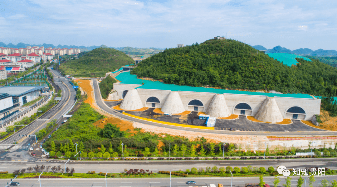 点赞贵安新区获评2021年度城市数字产业高质量发展奖