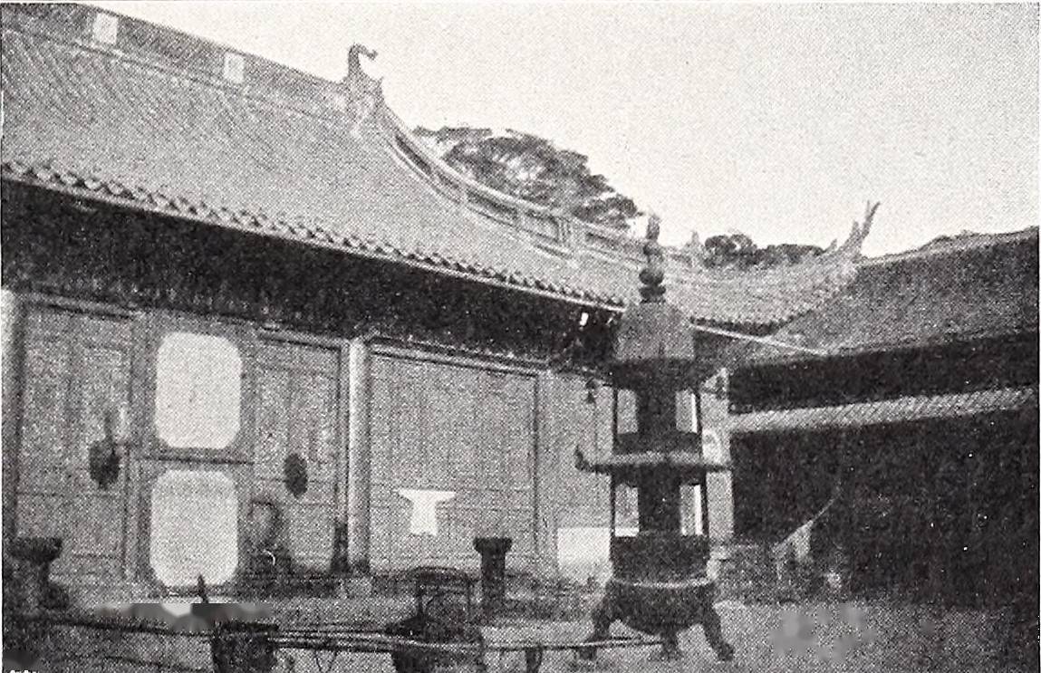 柏石曼清末中国行(31)1908年的普陀山老照片_法雨_寺庙_佛殿