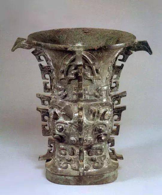 收藏古董的人 04242e82ad07422995246264c5bb7c5a.jpeg