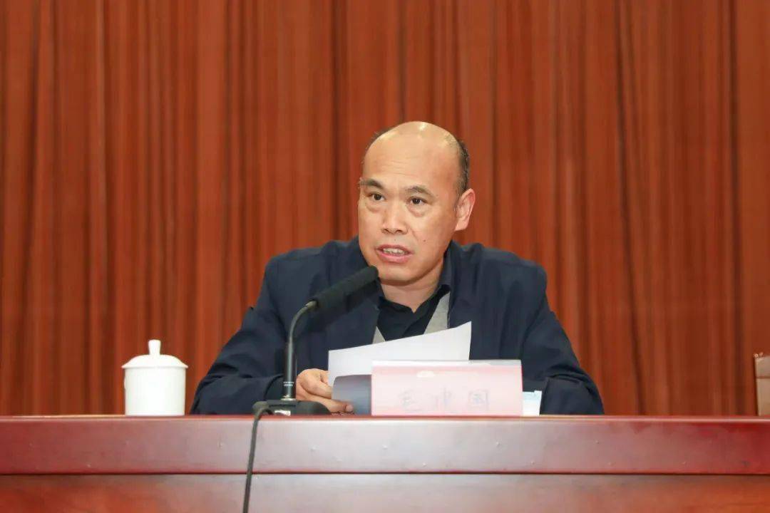 各镇街道也同时设立了分会场共同学习 敲响警钟687687687横林镇