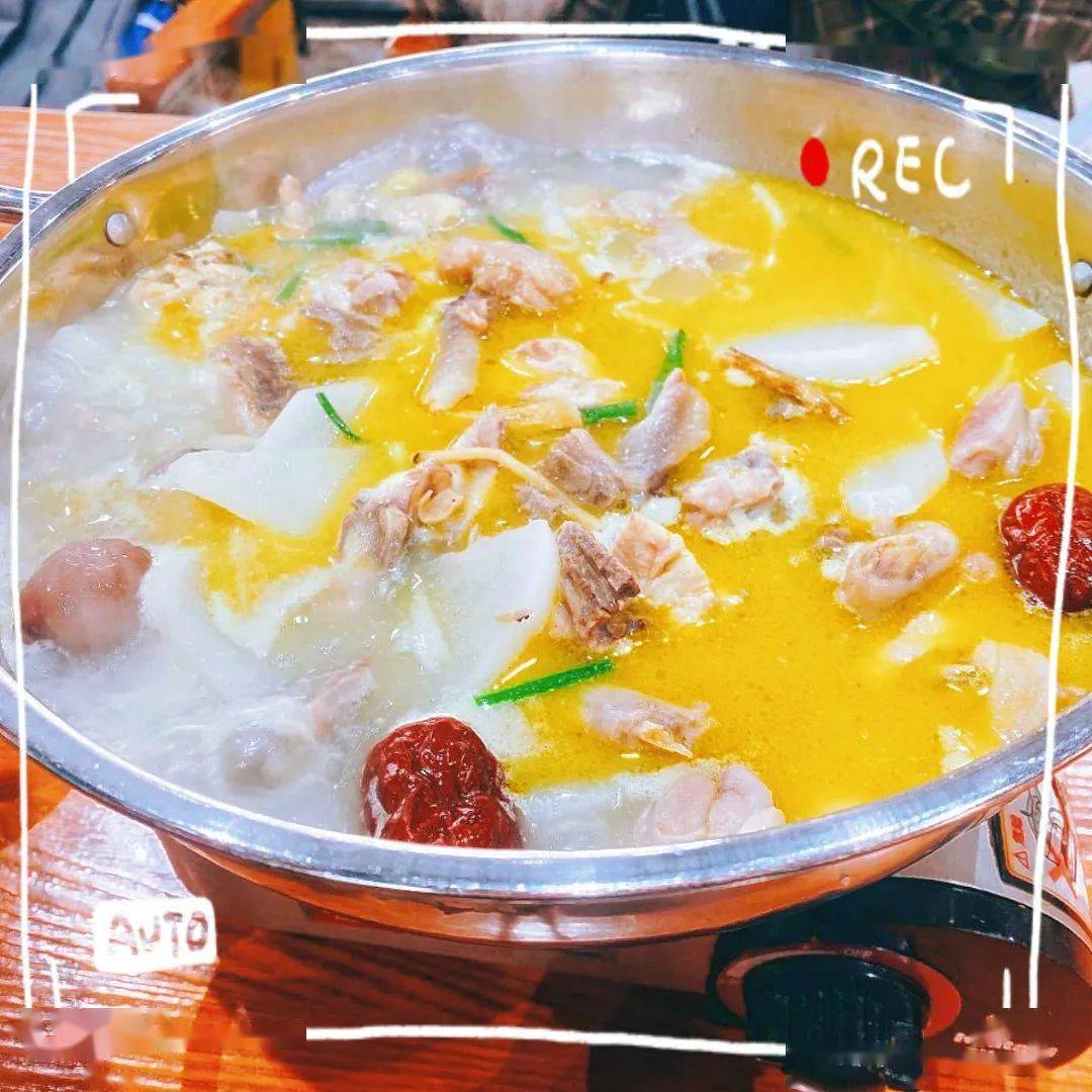 99八食堂三楼清远鸡火锅@美食高级鉴赏家这家火锅不算很惊艳,但却