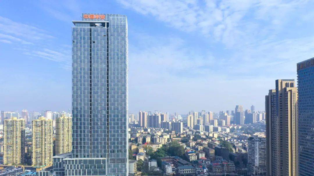 广田新筑湘江北去橘子洲头品鉴长沙平安财富中心