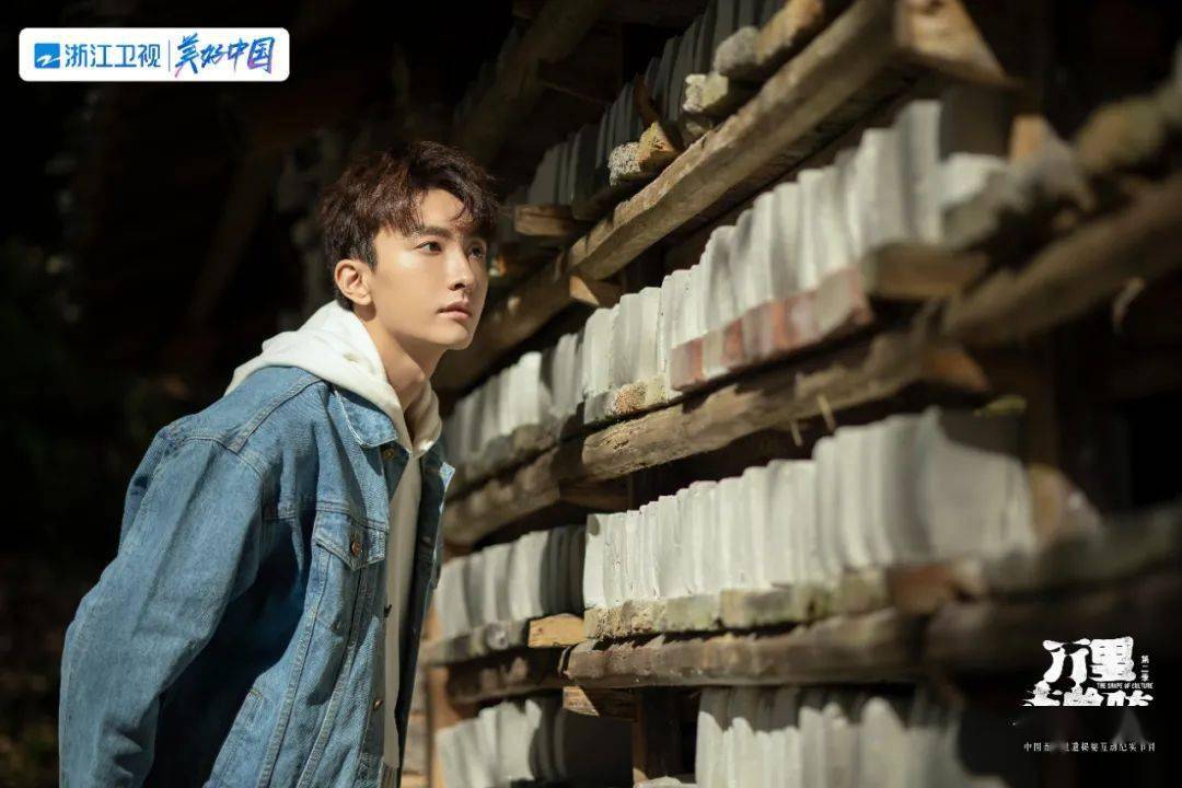 青花汀竹鸡图蟋蟀罐……每一件文物的背后暗藏着怎样波澜起伏的故事?