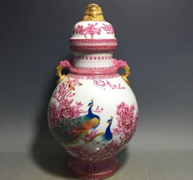 欧洲老妇闲置中国花瓶拍得6300万竟出自乾隆时期 苏富比拍卖行 价格 价值