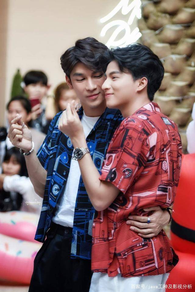 mewgulf:我有一吨巨糖砸向你!用生命安利的超甜绝美cp!