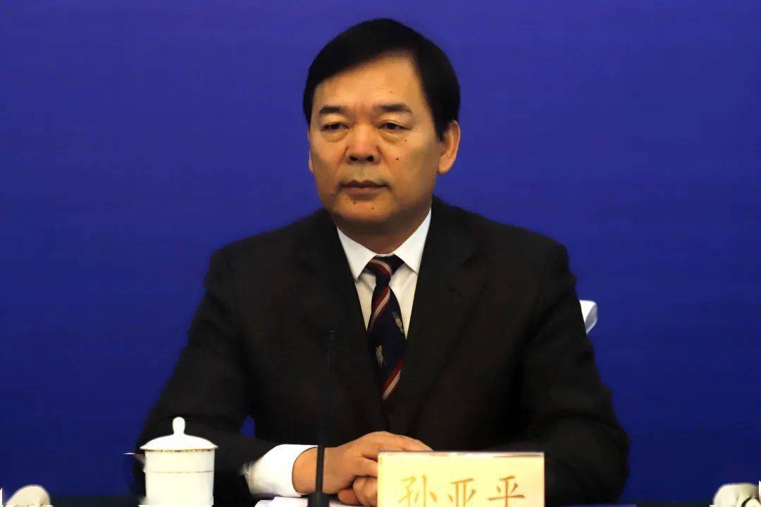 答记者问丨山东将组织实施"十强"产业"雁阵形"集群