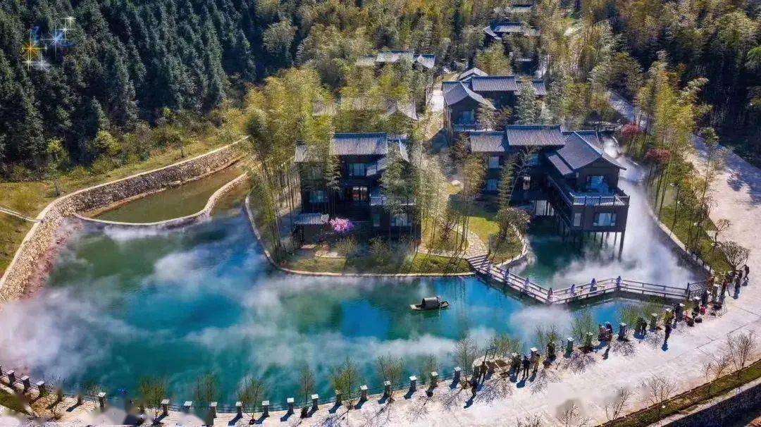 为准点击查看房态套餐包含:① 云冰山民宿竹林别墅(大/双床)1间1晚②