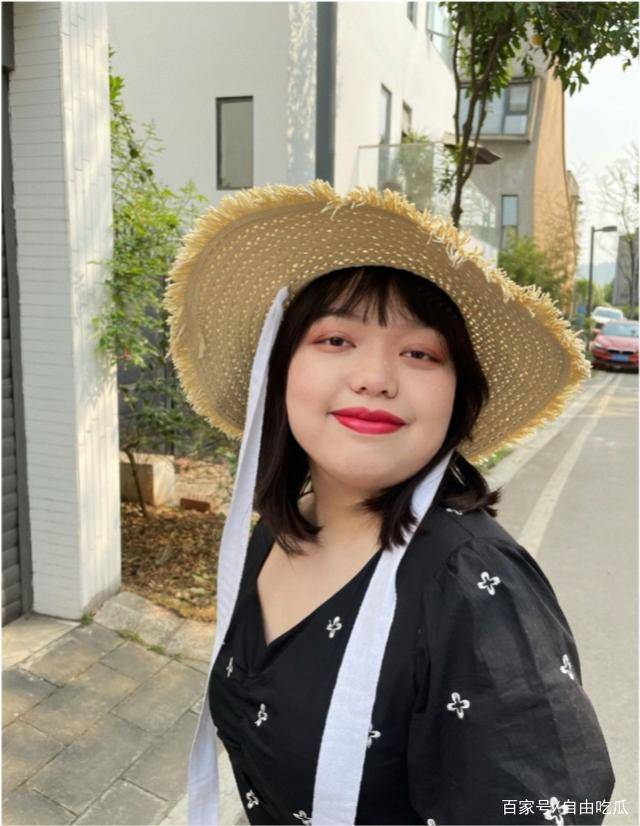 奥黛丽厚本最新视频瘦身明显,脱发严重眼球突出被质疑患有甲亢