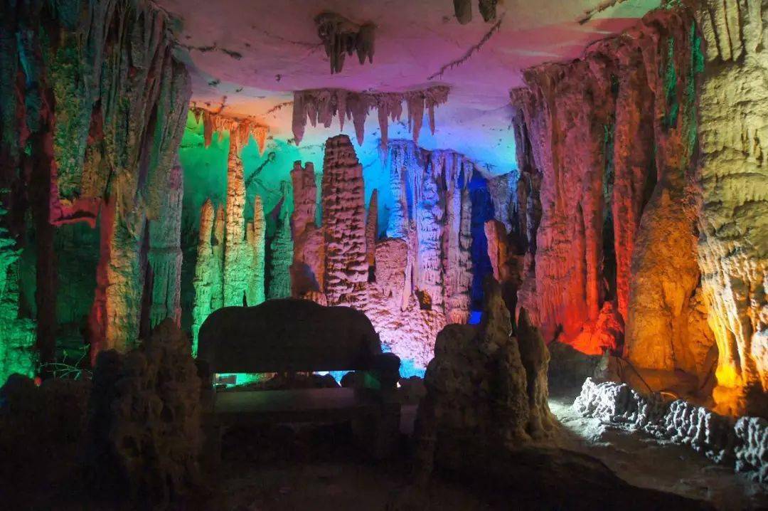 央视披露浙江千岛湖水下龙宫现世已公布首批照片