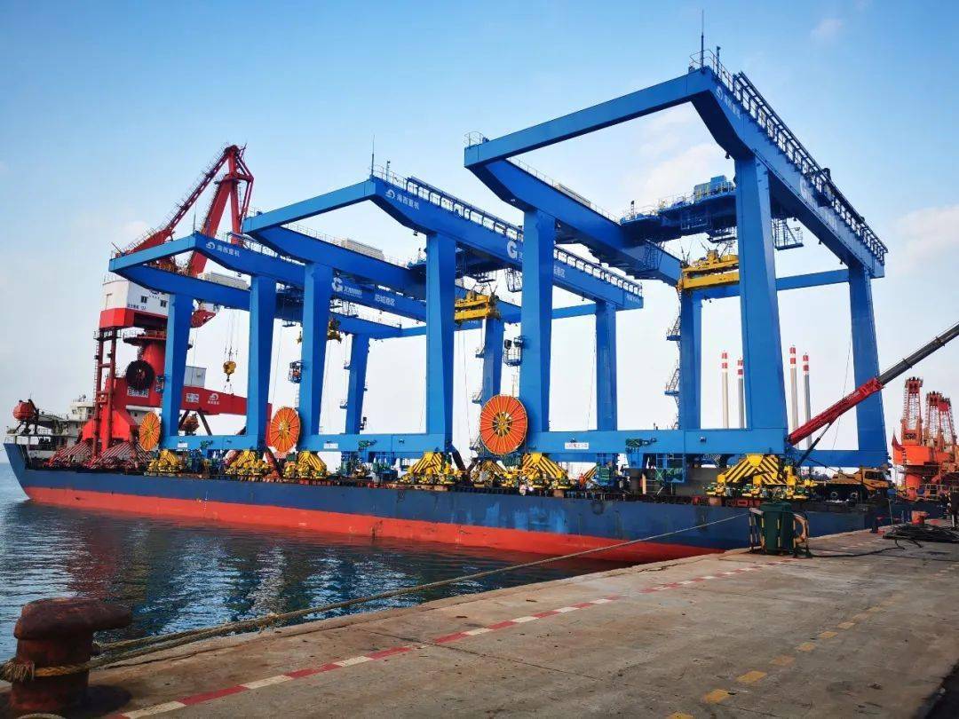 【自动化轨道吊装船启航】 北部湾港向"自动化时代"高歌猛进_码头
