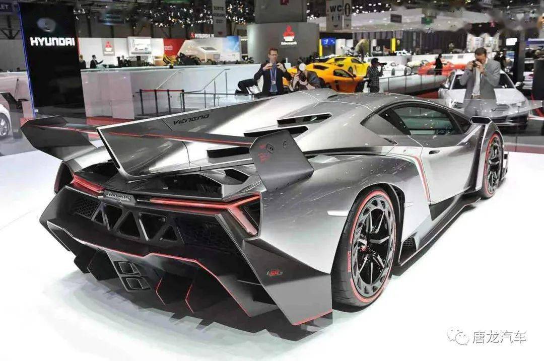 命名来源于一头历史速度最快的西班牙斗牛lamborghiniveneno1of3海外