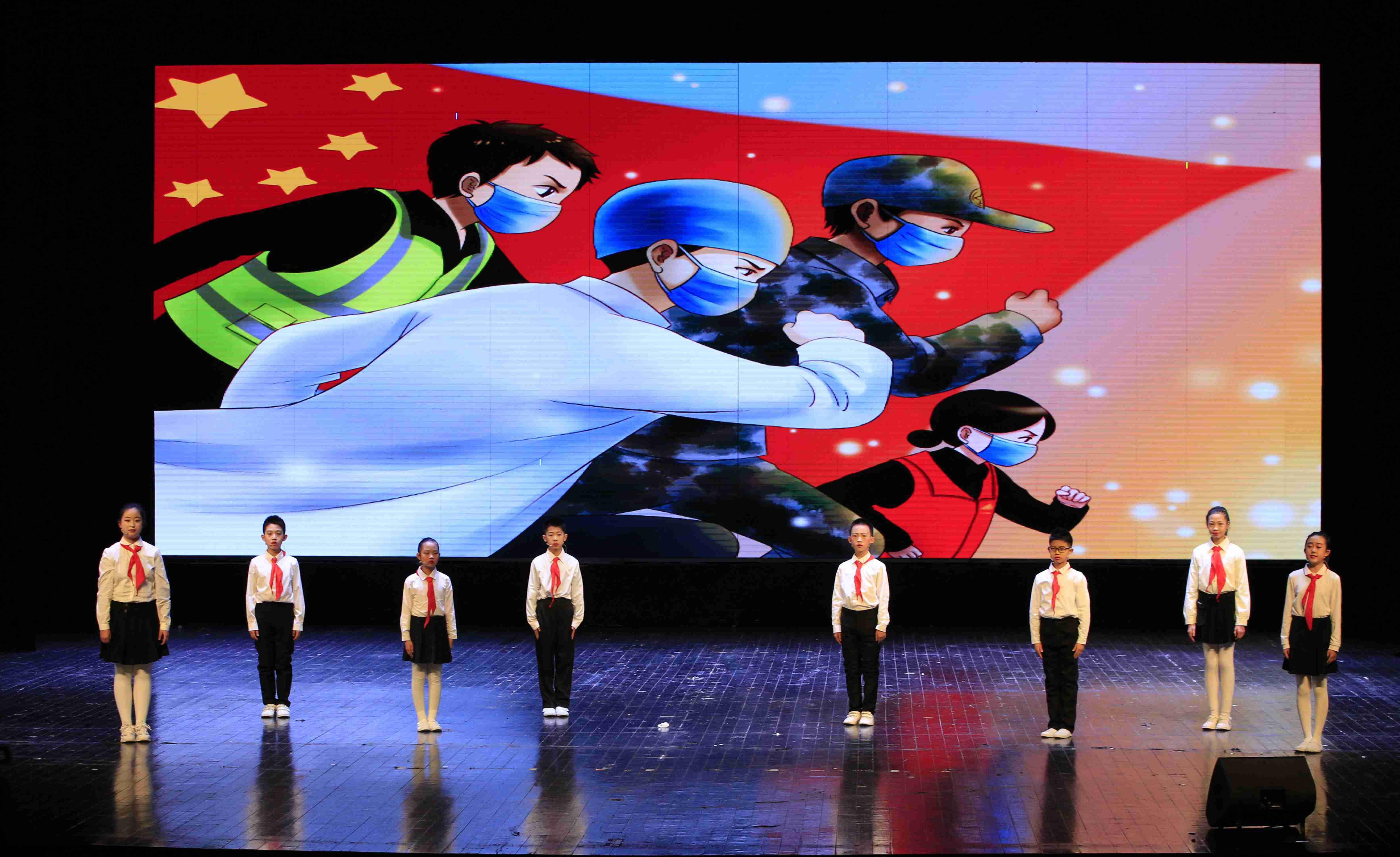 公共践行社会责任鞍山大剧院携手郭明义共赴公益舞台之约