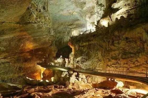 地底世界真相曝光 疑似是亚特兰蒂斯人 被迫移入地底生存 地球 古文明 洞穴