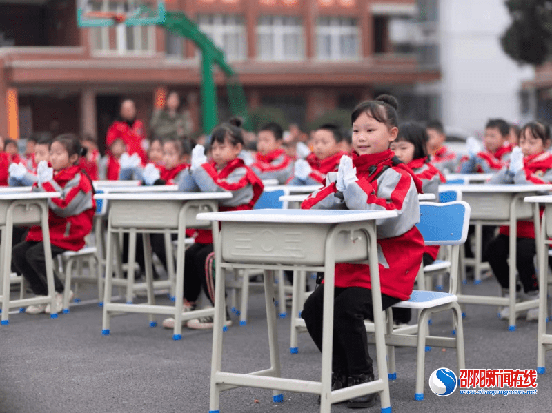 新闻|武冈市实验小学：“双减”工作呈常态 元旦活动展风采