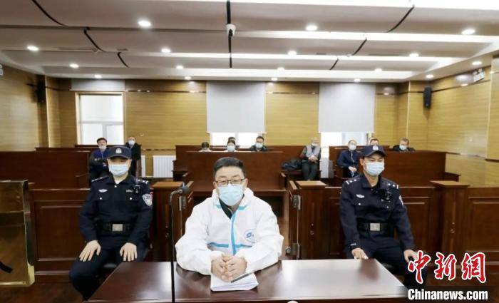 内蒙古人大法制委员会原副主任委员武国瑞获刑13年