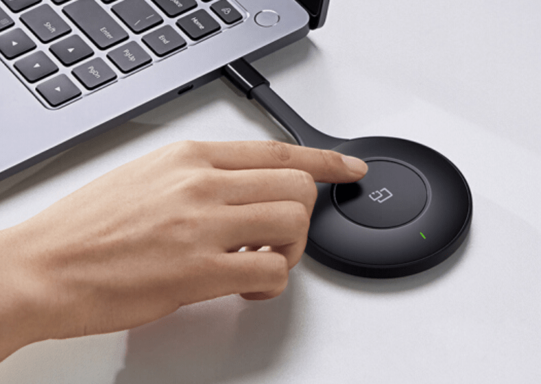 小米拍拍 4K 投屏器今日开售：全功能 USB-C 接口，499 元