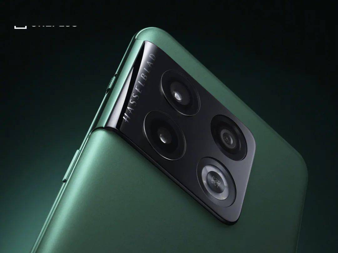 卢伟|1.11发 一加10Pro官宣 真机照打几分？| Redmi K50宇宙来了