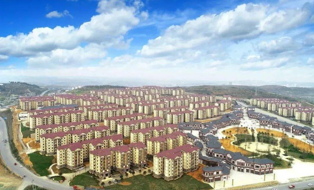 社会高质量发展新局面丨写在市"两会"召开之际_毕节市_黔西_建设新