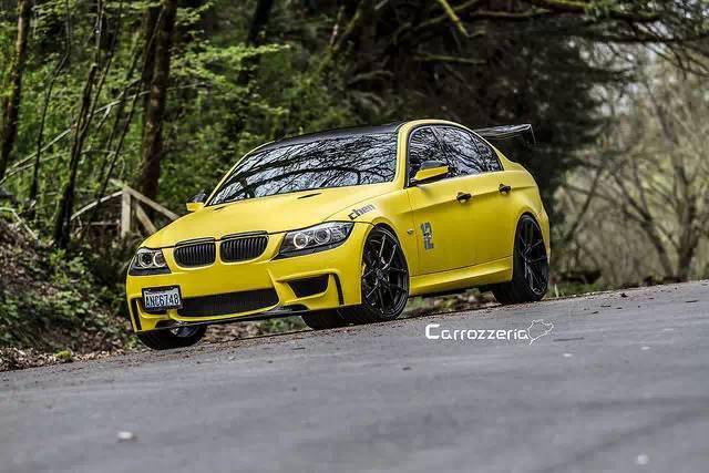 凶猛独特宝马e90335i改装鉴赏