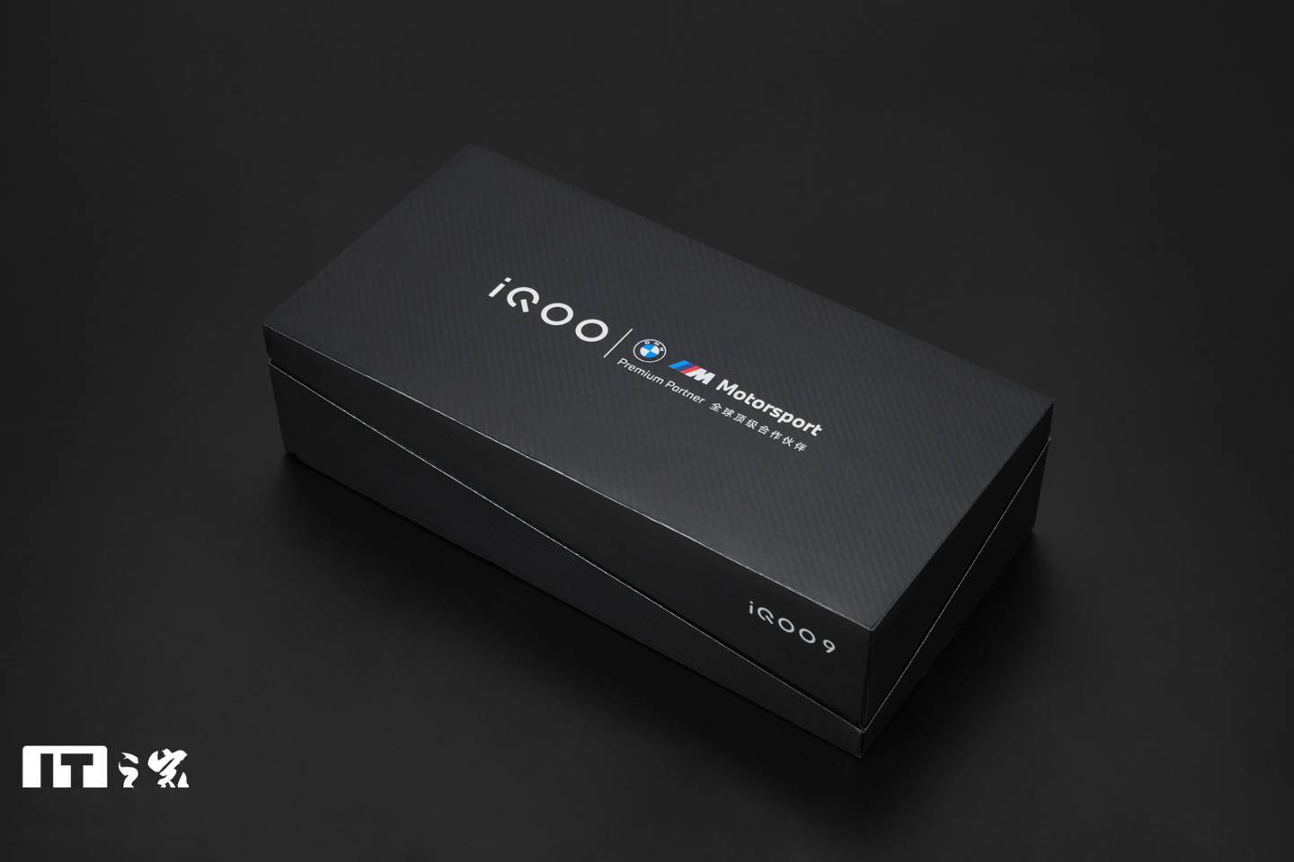 游戏|【IT之家开箱】iQOO9 / Pro 图赏：“致敬速度，极致性能”