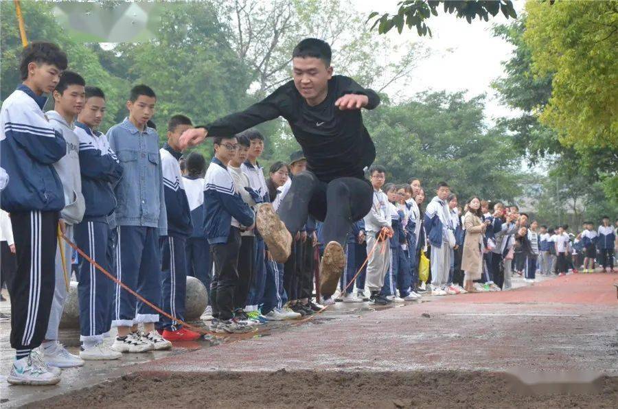 低进高出谱写农村教育新篇章大竹县文星中学教育快速发展探秘