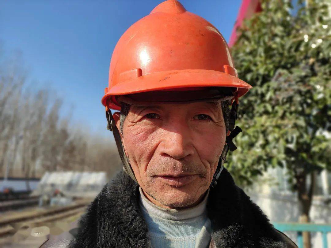 《农民工肖像》