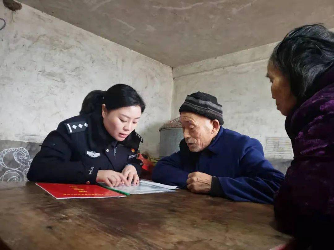 美丽警花这名硬核女所长够飒