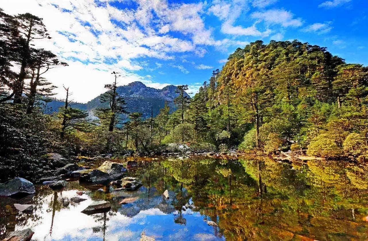 动车开进凉山州西昌真的火了