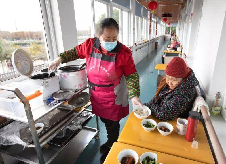 上海人口总数_在上海老年人口总量最大的地方,“浦东样板”满足市民养老需求