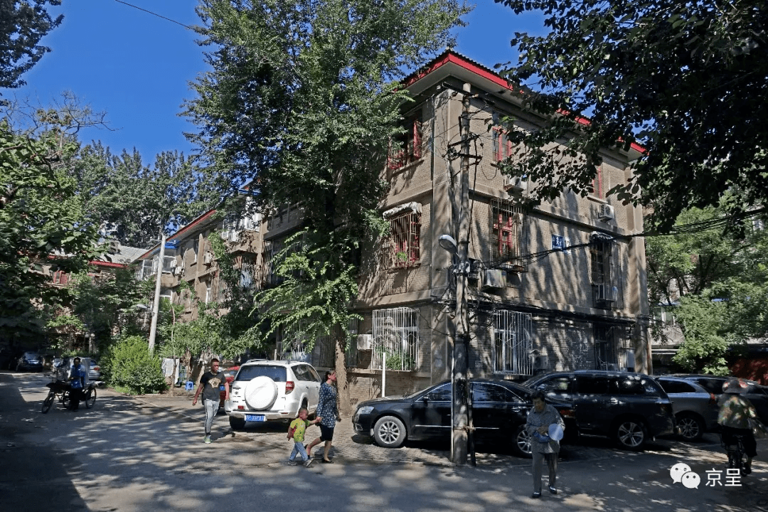 李政道寄给李佩的贺卡来源:《高山仰止 大爱无疆——我们心目中的