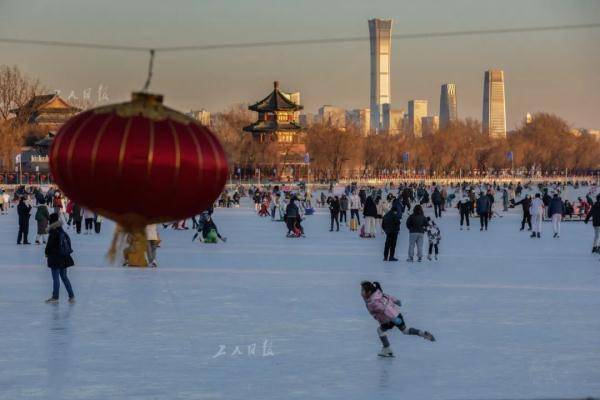 年轻人|走，一起上冰雪！