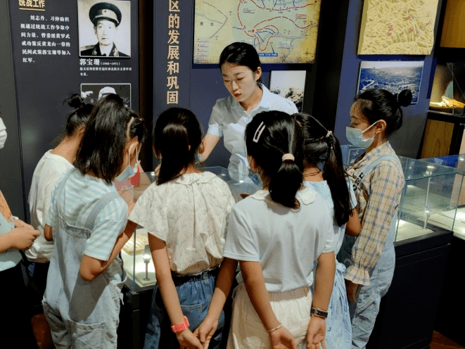 中华民族精神之魂是指什么 af4ad64d220e492b949daad18a1a6470.png