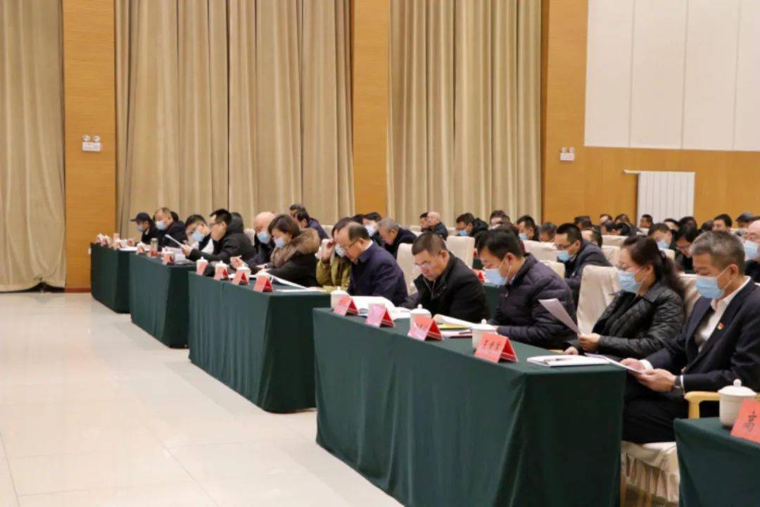 昆都仑区召开全区干部大会第一时间传达学习市委书记孟凡利讲话精神