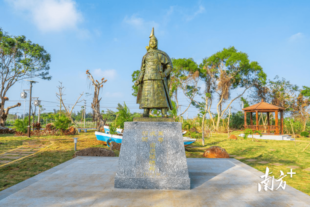 经开区硇洲镇四小园点缀绿色画卷全力描绘乡村振兴蓝图