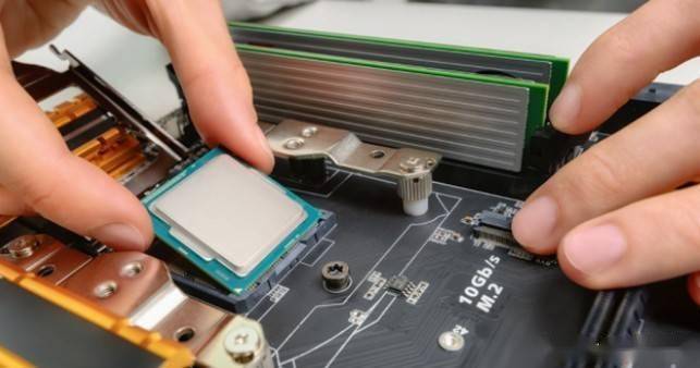 台式机用什么系统最好 cac6afeddf62403eb2882c7cc7faf9d8.jpeg