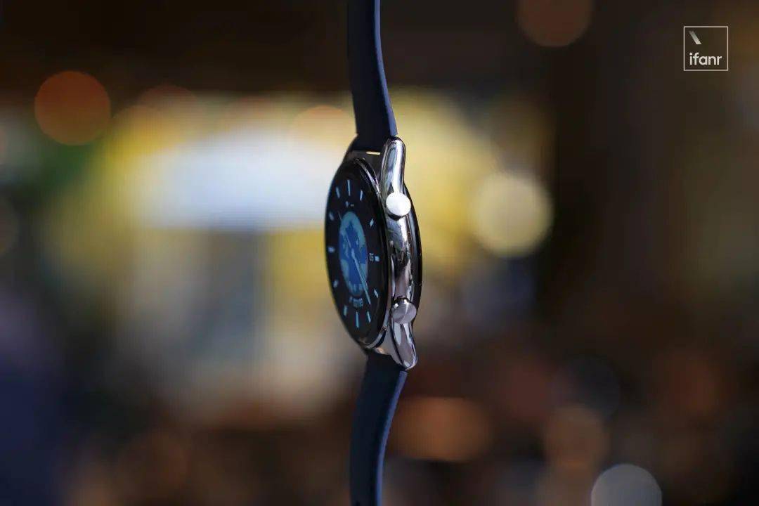 荣耀手表 GS 3 体验：轻薄的时尚健康助手