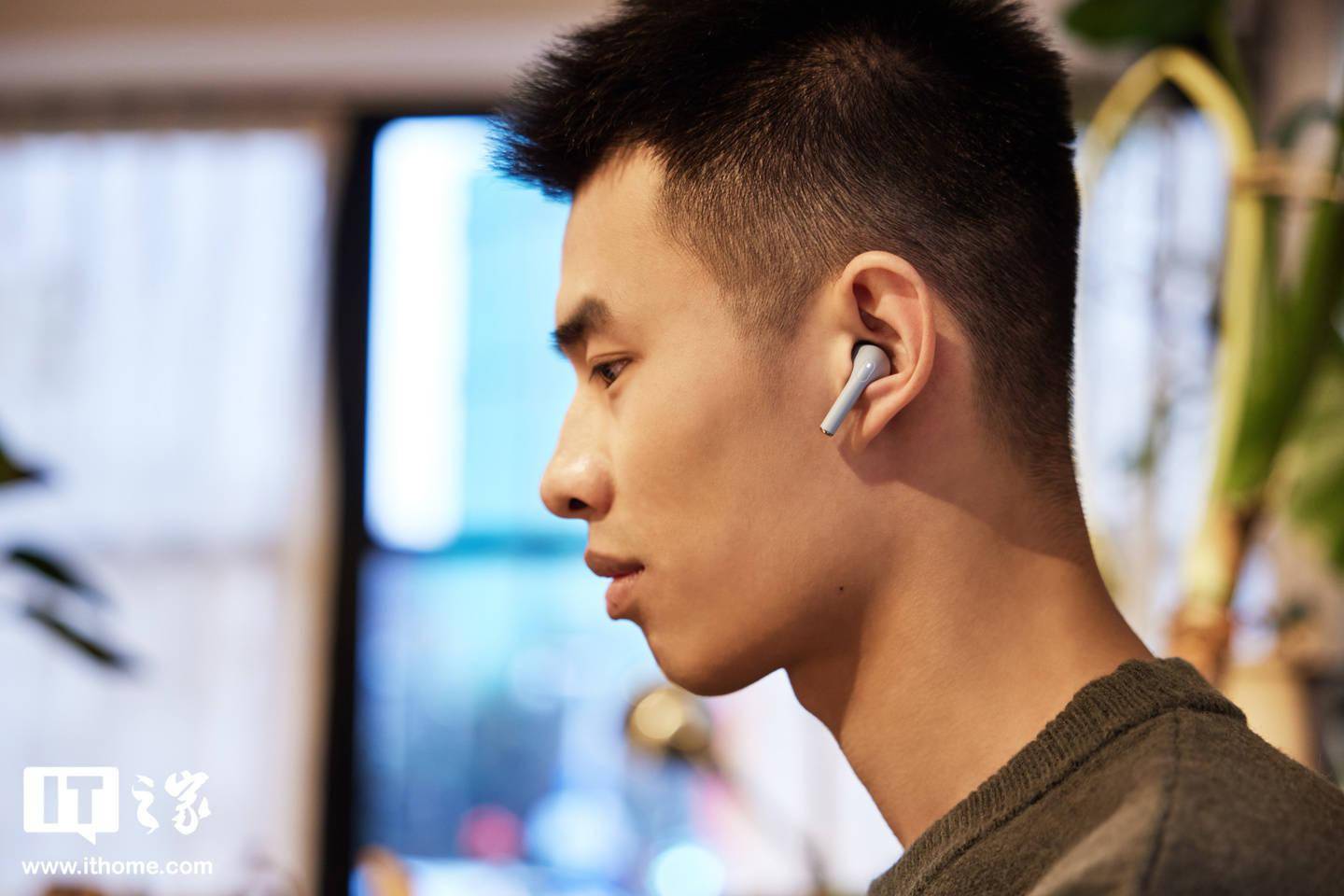 【IT之家开箱】努比亚新音C1真无线耳机图赏：清新雅致，小巧够用