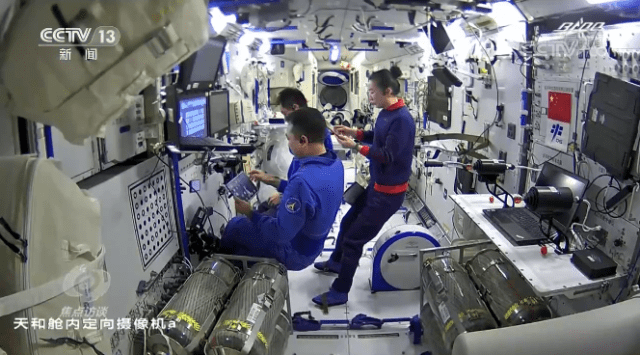 太空“出差” 旅程过半