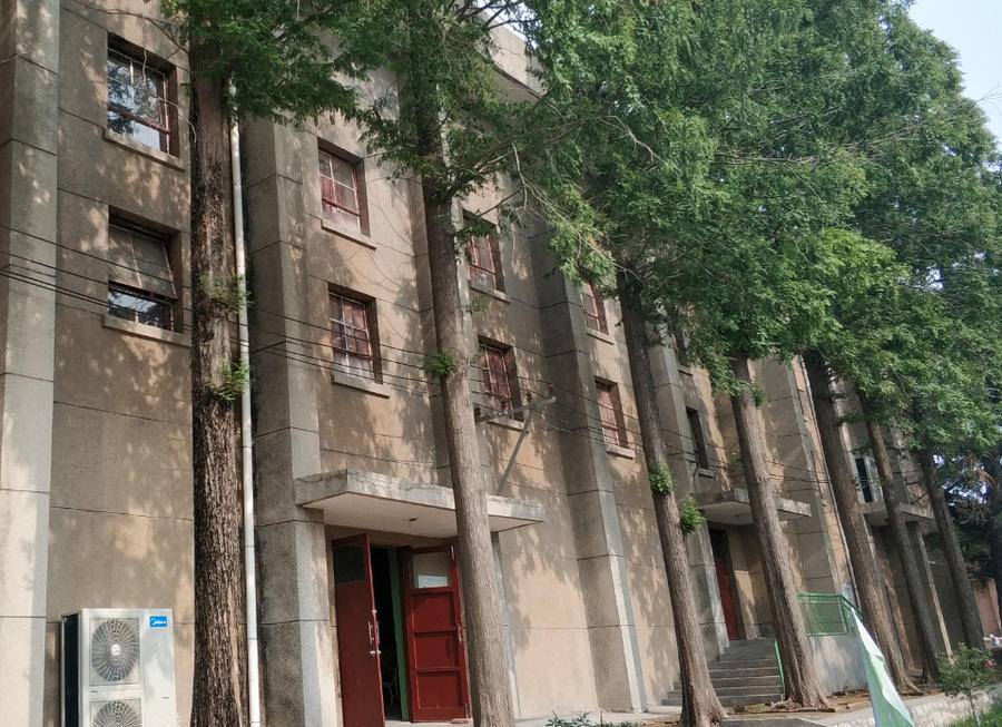 入选第六批省级文物保护单位的济南市莱芜区山东人民印刷厂旧址(图三)