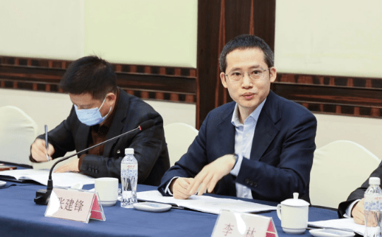 张建锋为专精特新企业寻找一条数字化的新路