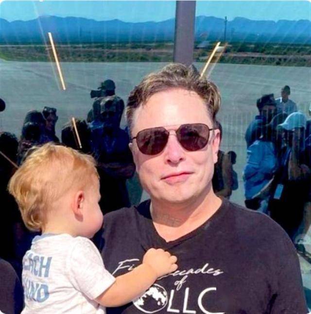 马斯克问如何提高生育率，富豪建议用“合成子宫”代替女性生孩子