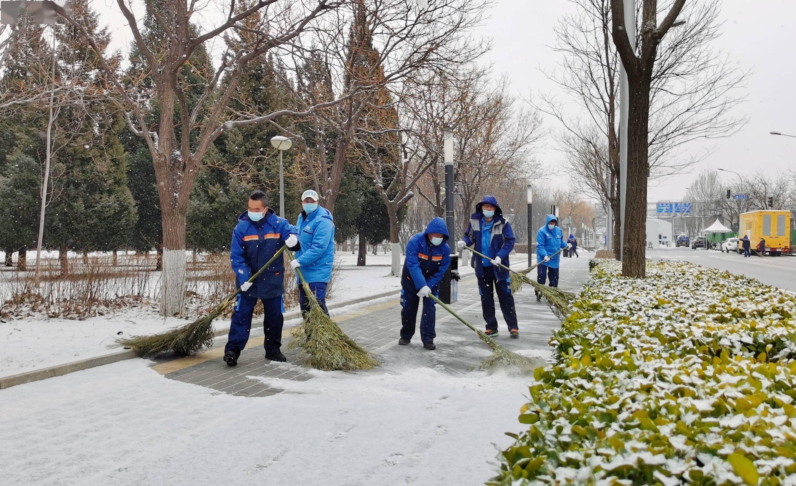 除雪|奥林匹克公园按照冬奥赛时标准迎除雪实战