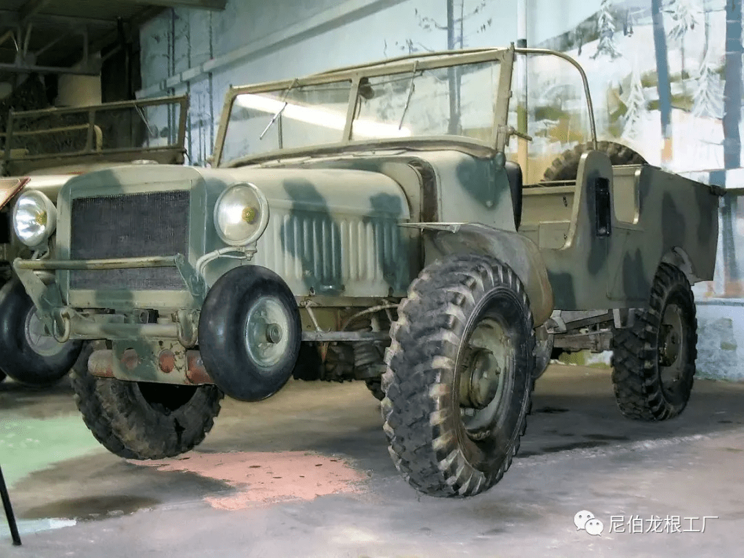 "小八轮":法国陆军拉弗利 v15系列轻型军用卡车