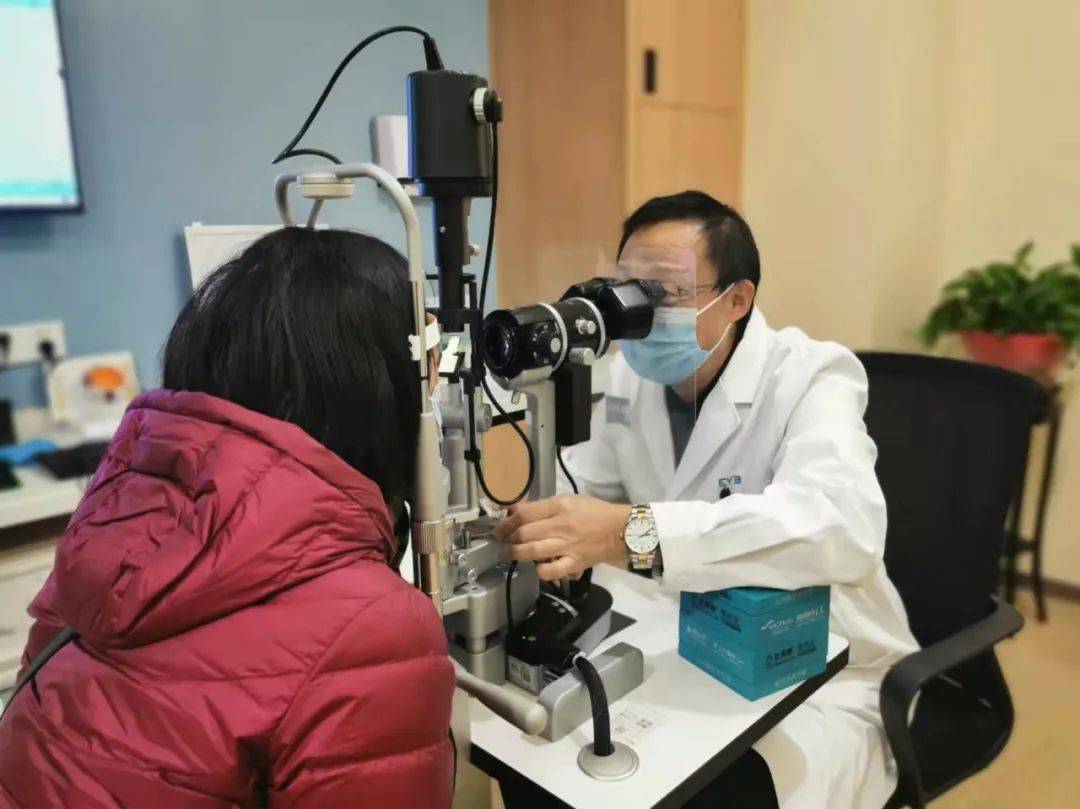 这家医院的掌门人是什么来头……_山西_爱尔眼科_张东昌