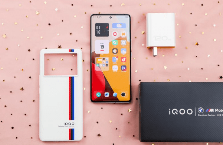 该机|开售10秒破1亿，iQOO 9系列为何能夺得多个平台双料冠军？