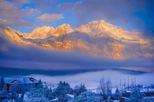 雪域|丽江金茂璞修与阿玛尼黑钥匙系列开启虎年跨界合作