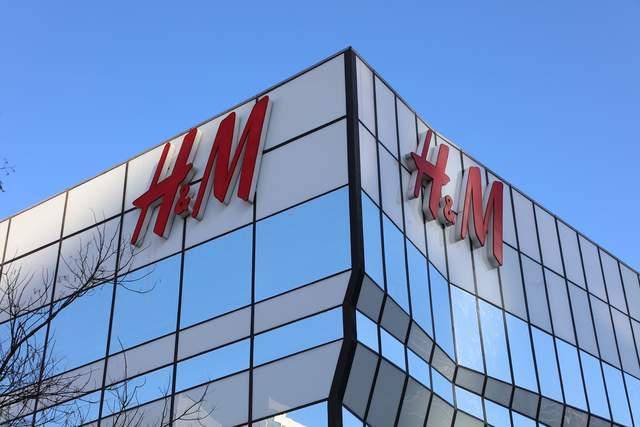  H&M三年收20多张罚单，质量问题频出，三季度在华业绩暴跌四成多